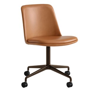 &amp;tradition Rely HW24 Gestoffeerde Bureaustoel Cognac Silk Leder