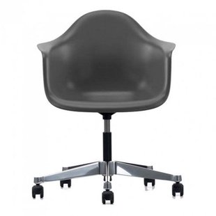 Vitra Eames PACC Stoel Draaibaar Met Wielen Zwart