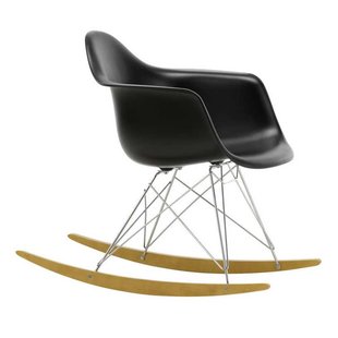 Vitra Eames RAR Schommelstoel Esdoorn Chroom Deep Black