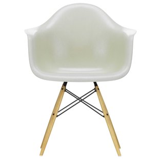Vitra Eames DAW Fiberglass Stoel Geelachtig Esdoorn,parchment Vitra Eames DAW Fiberglass Stoel Geelachtig Esdoorn,parchment