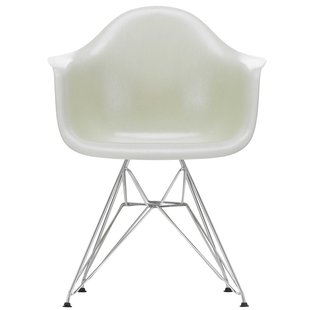 Vitra Eames DAR Fiberglass Stoel Chroom Parchment