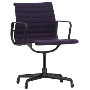 Vitra Aluminium Chair EA 104 Bureaustoel Zwart Onderstel Track 17