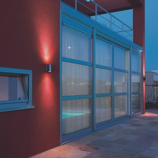 SLV wandlamp Myra, zilvergrijs, aluminium, breedte 8 cm, omhoog/omlaag