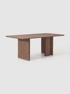 Eettafel Jolka van eikenhout, in verschillende formaten