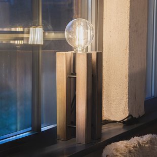 Markslöjd Lodge tafellamp, hoogte 36 cm, bruin, hout