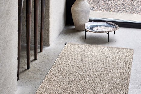 Pappelina - Vloerkleed Effi Beige Vanilla Mud (outlet) - 180x260 cm