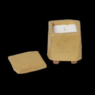 Ferm Living Kurinu geurkaars 40 h Honey