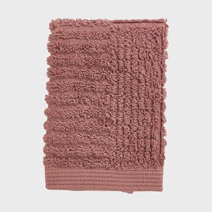 Zone Denmark Classic badhanddoek 70x140 cm Peach red Zone Denmark Classic badhanddoek 70x140 cm Peach red