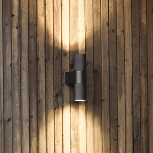 Konstsmide Buitenwandlamp Temi, zwart, breedte 11 cm, aluminium, up/down