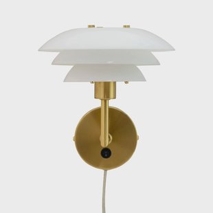 Dyberg Larsen wandlamp DL20, opaal/messingkleurig, glas