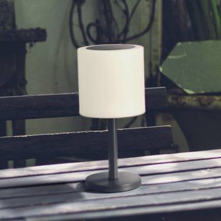 FH Lighting LED solar tafellamp voor buiten Milano Pro, RGBW, afstandsbediening