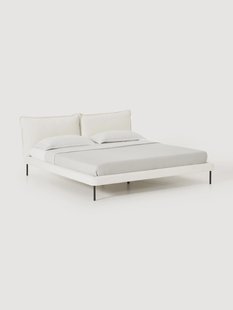 Gestoffeerd bed Amelia van teddy boucl&eacute;