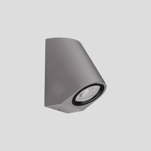 LEDS-C4 Eko Schuine buitenwandlamp, grijs, breedte 7 cm, aluminium