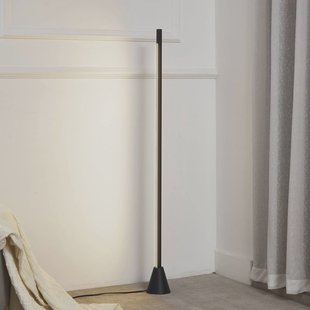 Lucande LED vloerlamp Linija, zwart, hoogte 110 cm, sensor