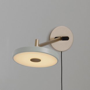 UMAGE LED wandlamp Asteria Long, lichtgroen, 42 cm, stekker