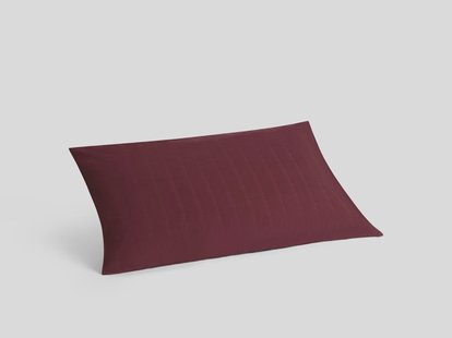 Yumeko Kussensloop seersucker katoen bordeaux 40x80 100% biologisch katoen, seersucker geweven