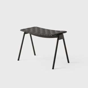 &Tradition Ville Outdoor AV46 voetenbank Warm black