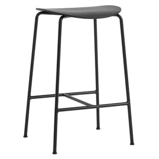 &amp;tradition Pavilion AV37 Barkruk H68 Plastic Glijders Zwart Gelakt Eiken