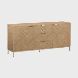 sweeek - Commode met visgraatmotief - Boedapest