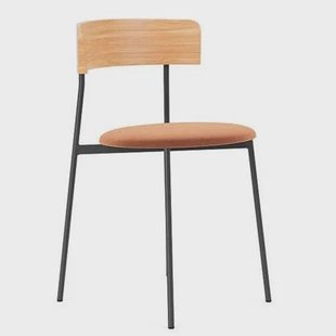 FÉST Friday stoel naturel Royal 160 magnolia