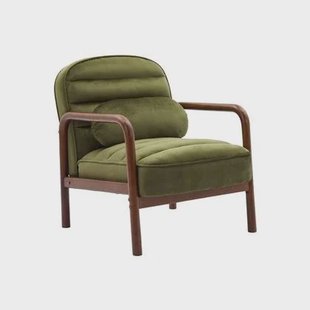 sweeek - Scandinavische fauteuil in met walnoot gebeitst heveahout en