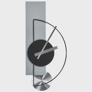 Beliani - CEVINS - Wandklok - Lichtgrijs - Staal