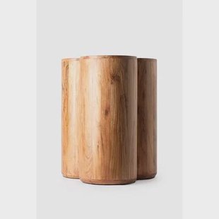 Sissy-Boy Donkerbruine houten bijzettafel scallop Sissy-Boy Donkerbruine houten bijzettafel scallop