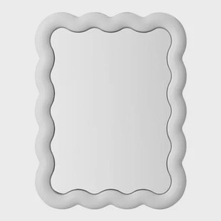 Normann Copenhagen Illu Spiegel - 65 x 50 cm Normann Copenhagen Illu Spiegel - 65 x 50 cm