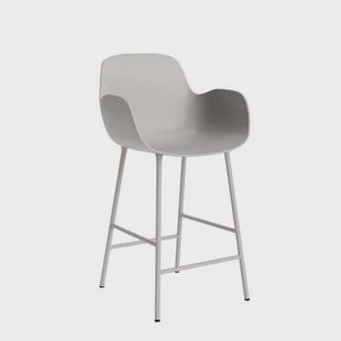 Normann Copenhagen Form Barkruk High 65 cm met Armleuning - Staal - Warm Grijs