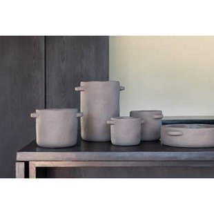 J-Line bloempot Gustave - cement - donkerbruin - Ø 16 cm J-Line bloempot Gustave - cement - donkerbruin - Ø 16 cm