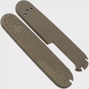 Daily Customs 91.2+ Labyrinth Pattern, Rusty Titanium P10009399 Victorinox greepschalen