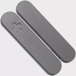 Daily Customs 58.2 Plain, Titanium P10009489 Victorinox greepschalen