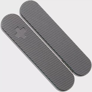 Daily Customs 58.2 25 Angle Pattern, Titanium P10009493 Victorinox greepschalen