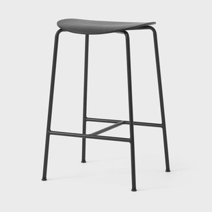 &Tradition Pavilion AV37 barkruk 68 cm Black-black lacquered oak