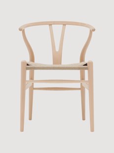 Houten stoel CH24 Wishbone Chair met handgevlochten zitvlak