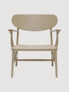 Houten armtoel CH22 met handgeweven zitvlak