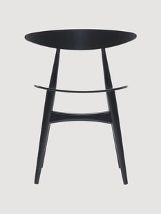 Houten stoel CH33D van beukenhout