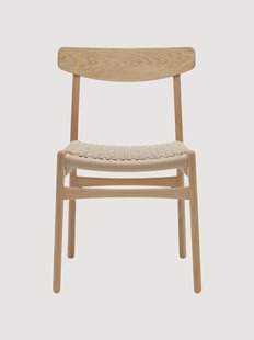 Houten stoel CH23 met handgevlochten zitvlak
