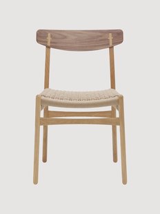 Houten stoel CH23 met handgevlochten zitvlak