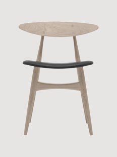 Houten stoel CH33P met lederen zitvlak
