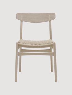 Houten stoel CH23 met handgevlochten zitvlak