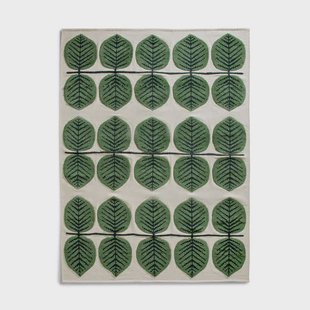 Layered - Vloerkleed Stig Lindberg Bersa Rug Birch Green - 250x350 cm