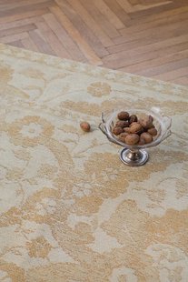 Laura Ashley - Newborough-Pale Gold 81606 - 200x280 cm Vloerkleed