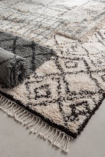 De Munk Carpets - Beni Ouarain MM-1 - 300x400 cm Vloerkleed De Munk Carpets - Beni Ouarain MM-1 - 300x400 cm Vloerkleed