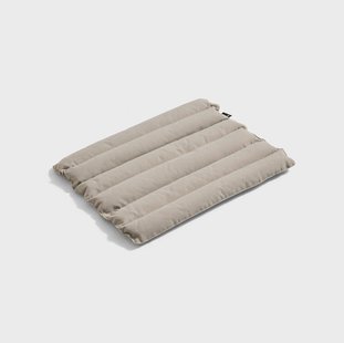 HAY Traverse Quilted Armchair armstoel kussen Beige sand
