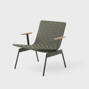 &Tradition Ville Outdoor AV45 loungestoel met armleuningen. Bronze green