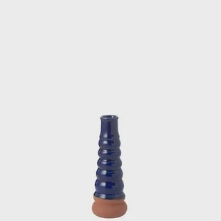 J-Line vaas Leo Buoys - porselein - blauw - 17.5 cm hoog J-Line vaas Leo Buoys - porselein - blauw - 17.5 cm hoog