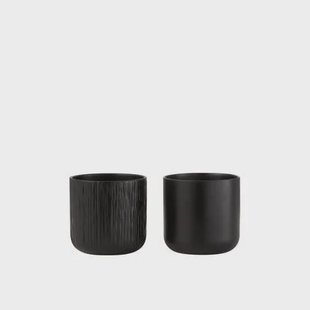 J-Line bloempot Gen - keramiek - zwart - medium - 2 stuks - Ø 15 cm J-Line bloempot Gen - keramiek - zwart - medium - 2 stuks - Ø 15 cm