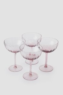 Lichtpaarse champagneglazen scallop