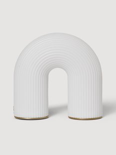 Kleine mobiele LED-tafellamp Vuelta met ribbelstructuur, dimbaar